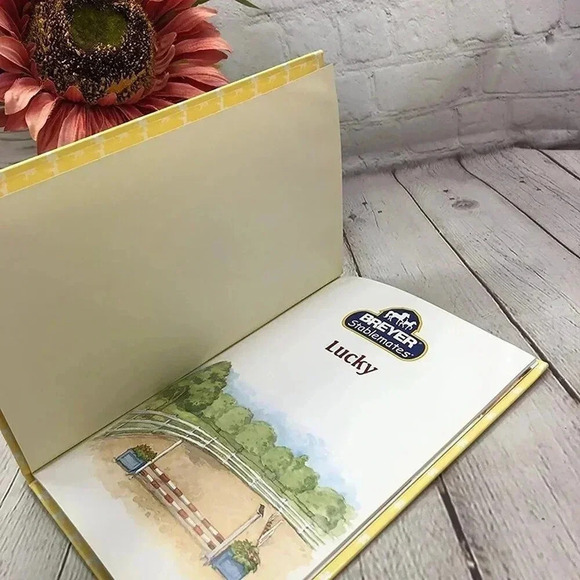 hardback childern's book Breyer stablemates Lucky 2007 - Picture 4 of 6